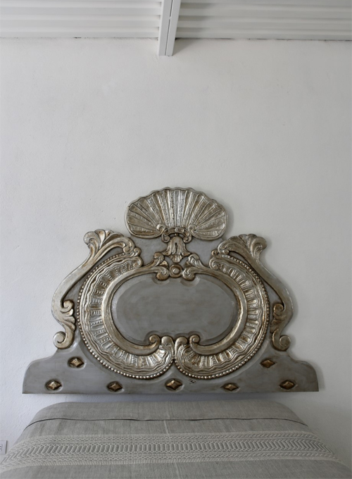 Baroque Antique Gray